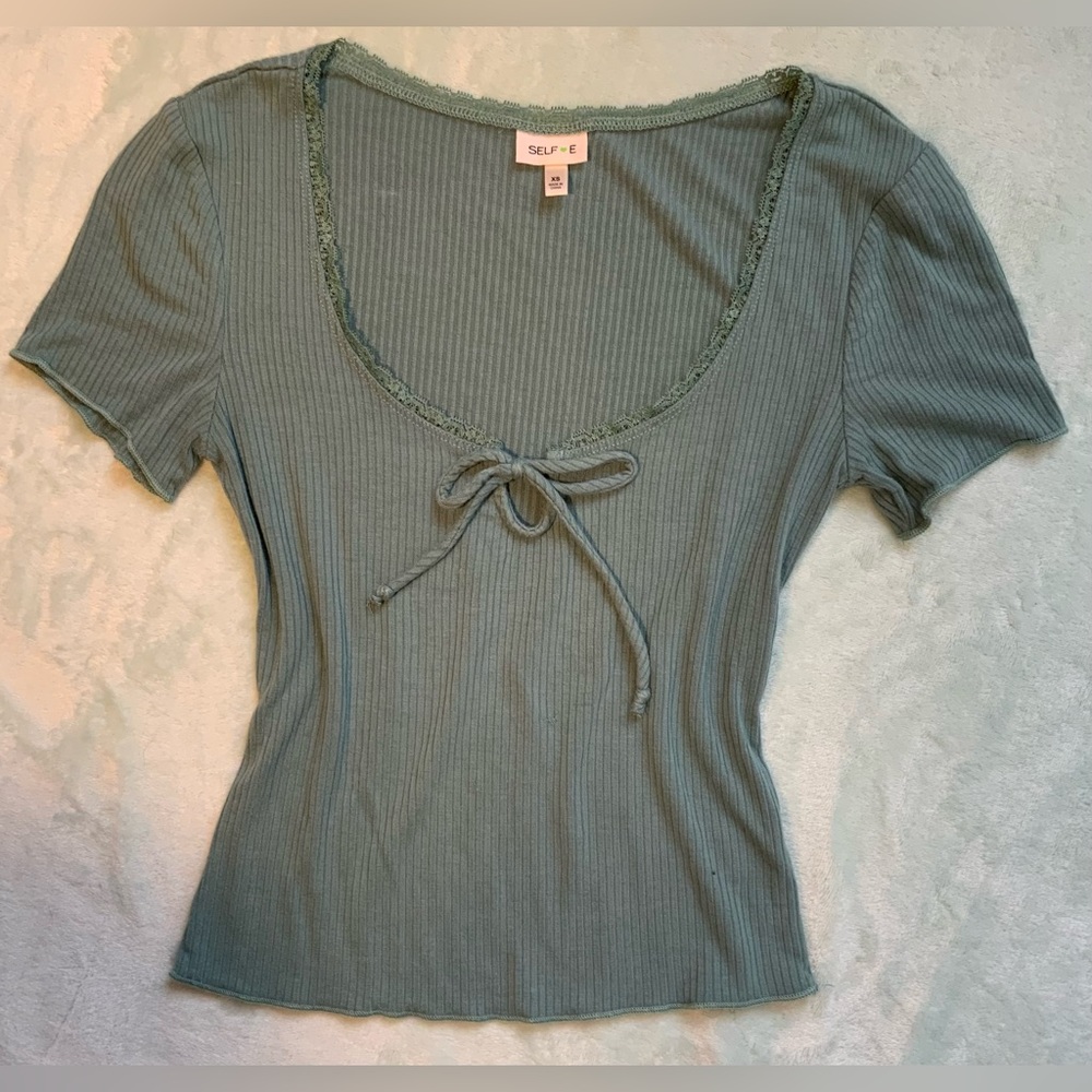 JC Penny V neck top✨